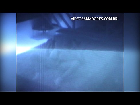 ❤️ Marido filma esposa fodendo o vizinho e descobre que ele é um cornudo ❤❌ Sexo superior em nós ❤